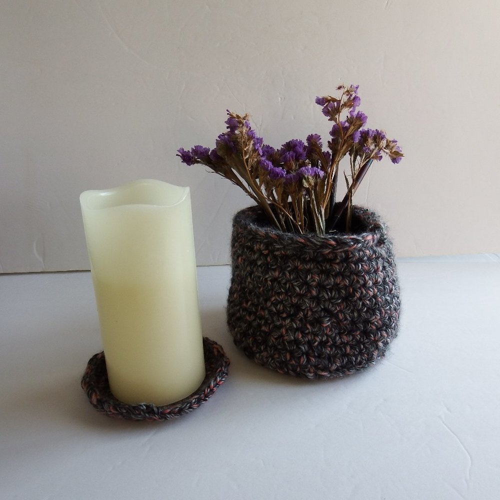 NEW Set of 2 Crochet Decor Pieces
